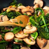 Paleo-dieet - Warme groente schotel met kipfilet